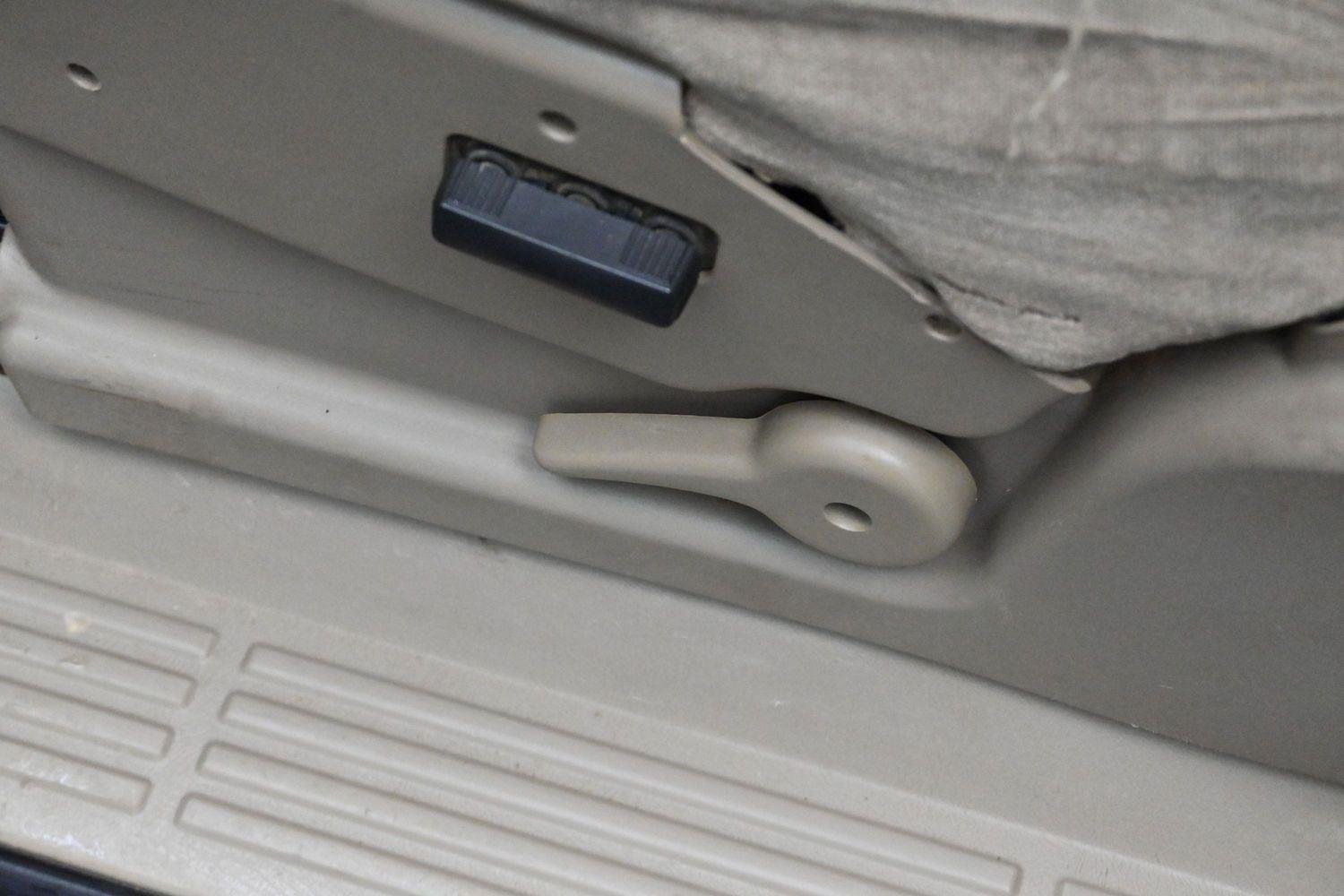 Used 2005 Dark Green Metallic Chevrolet LS image 13
