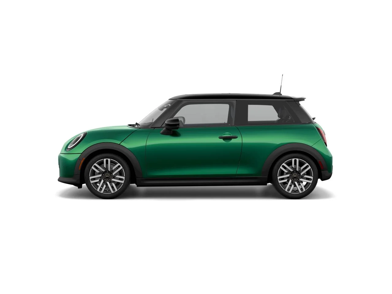 New 2027 British Racing Green IV Metallic MINI SIGNATURE PLUS image 4