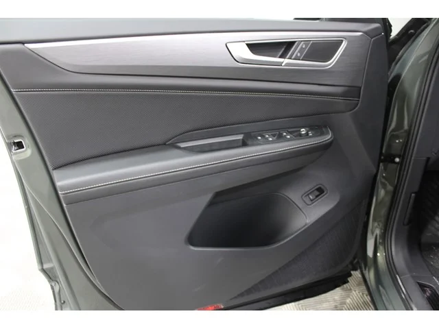 New 2026 Avocado Green Pearl Volkswagen 2.0T SE W/TECHNOLOGY image 6
