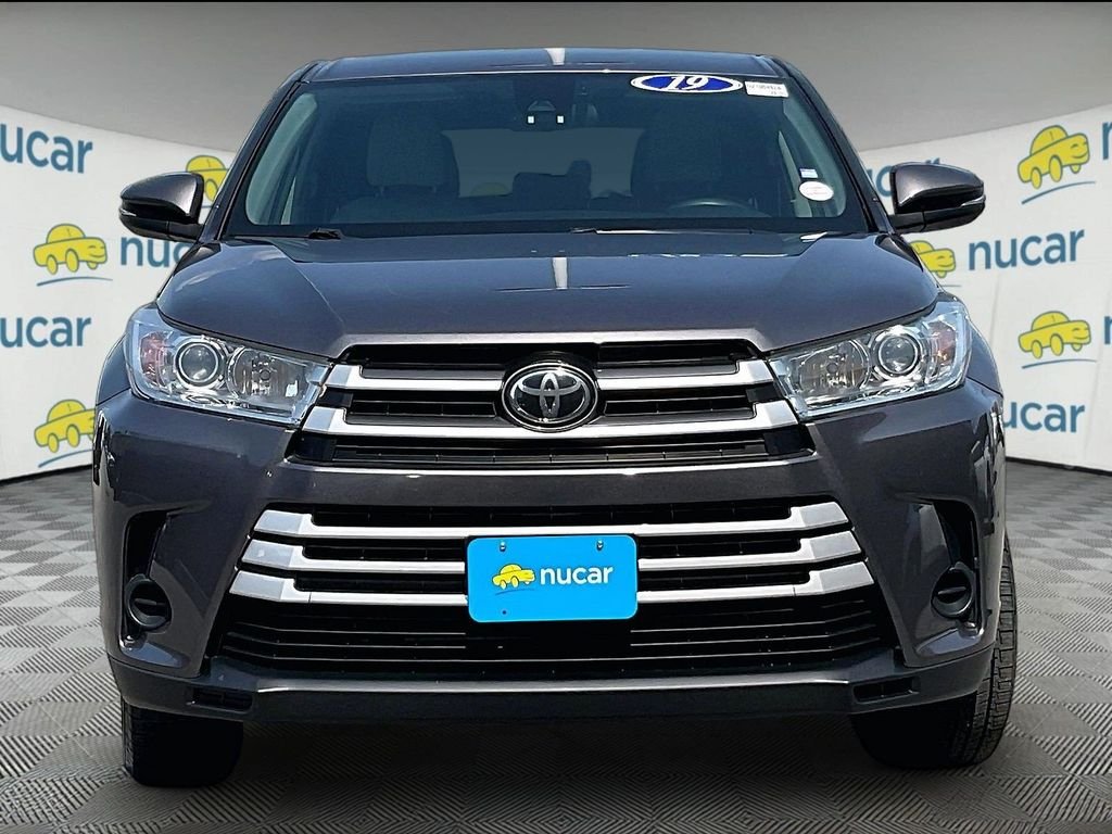 Used 2019 Gray Toyota LE image 2