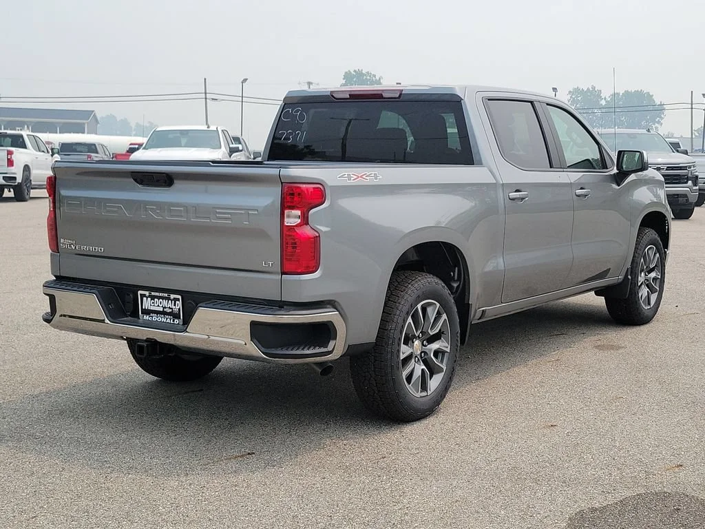 New 2026 Sterling Gray Metallic Chevrolet LT (2FL) image 3