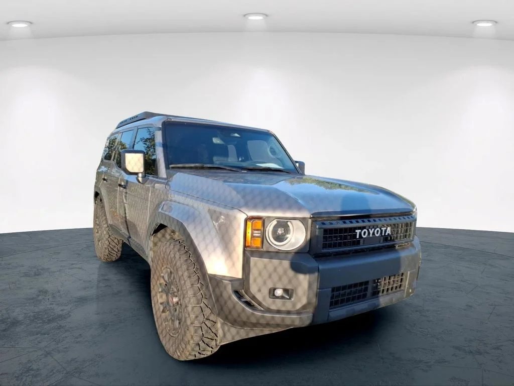 Used 2025 Gray Toyota 1958 image 11
