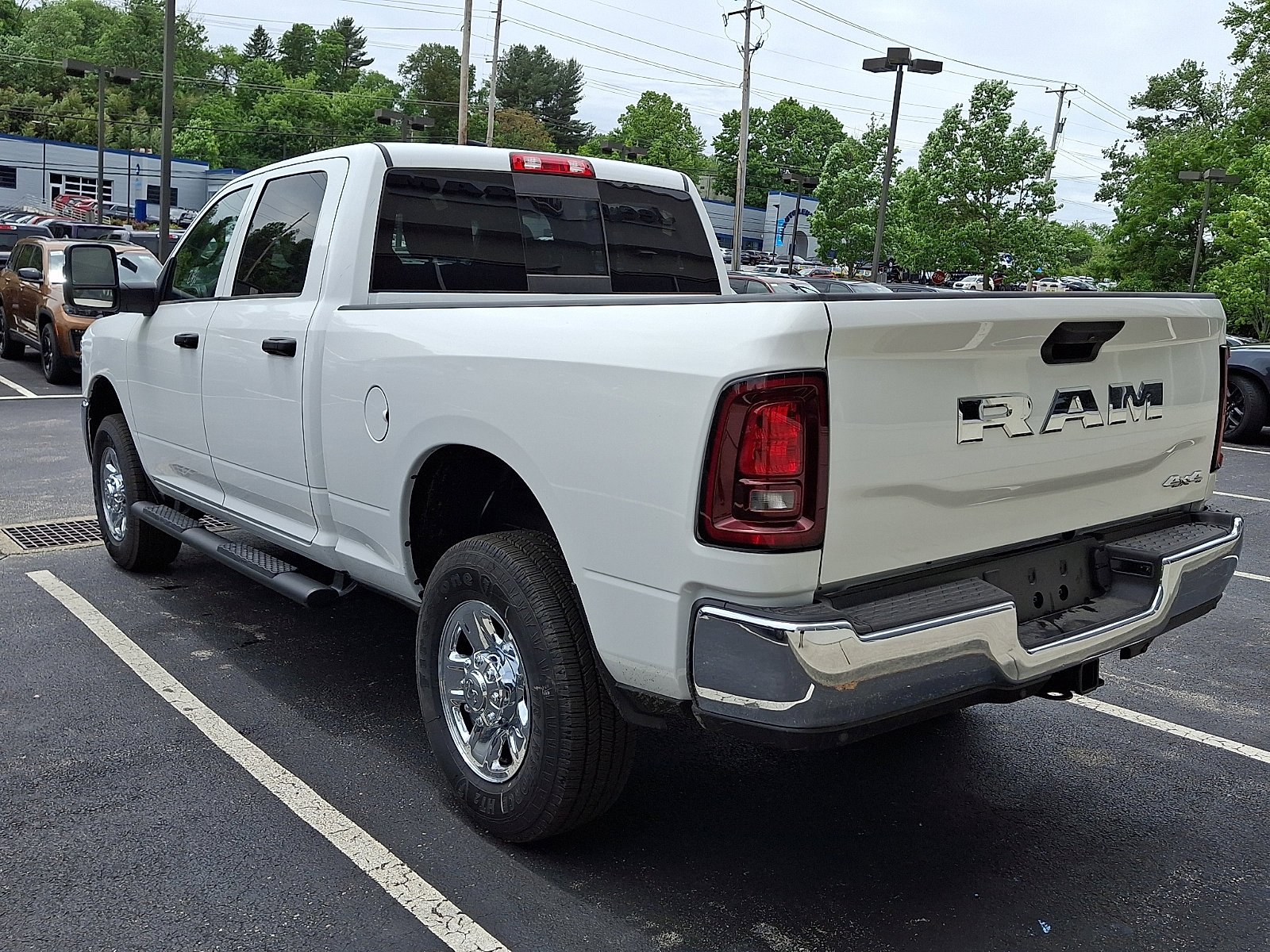 New 2026 Bright White Clear-Coat Exterior Paint RAM Tradesman image 5