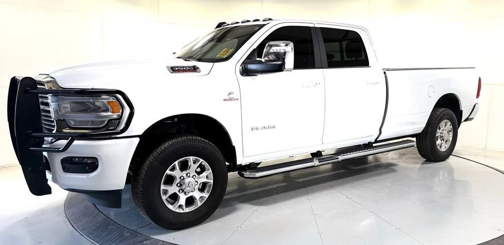 Used 2024 White Ram Laramie image 9