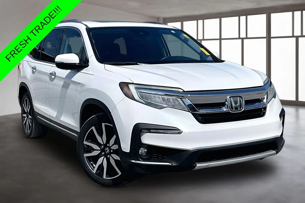 Used 2022  Honda Touring image 3