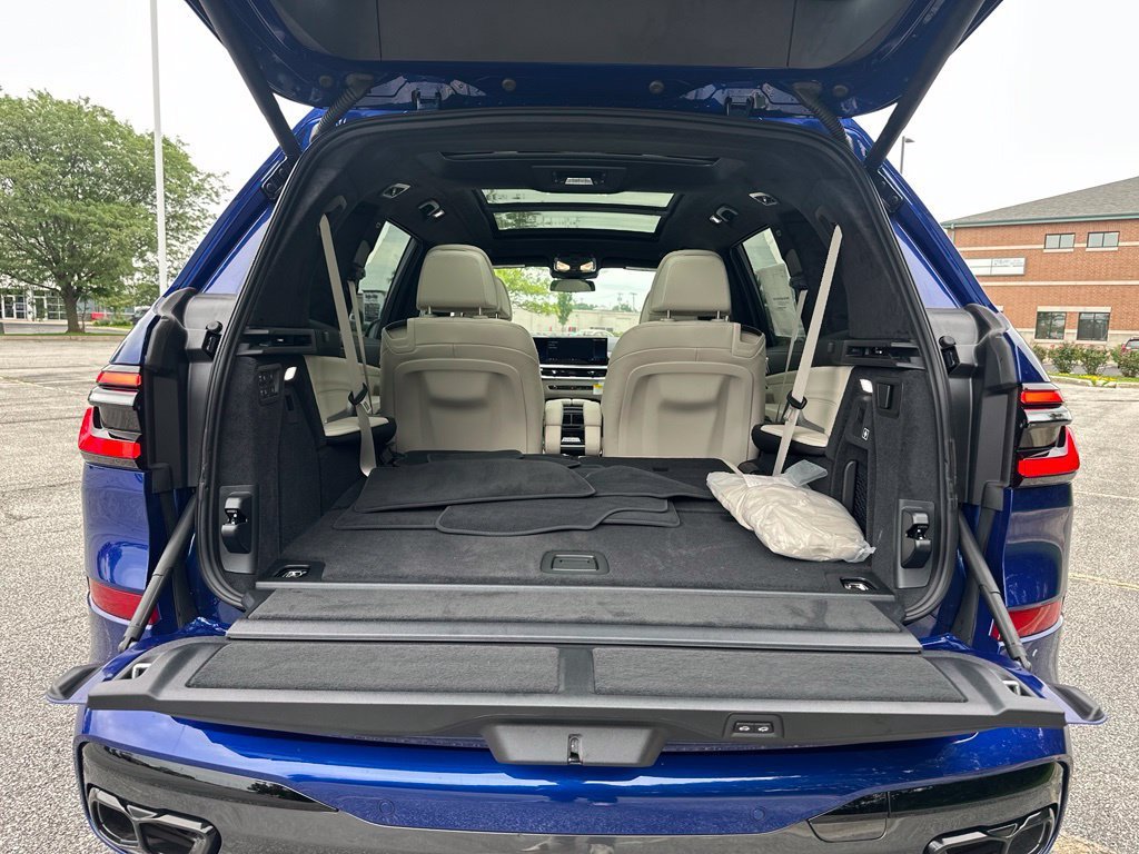 2026 BMW X7 M60i - Photo 25