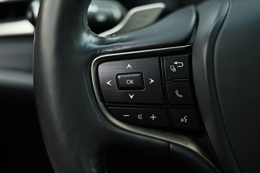 Used 2021 Obsidian Lexus 350 image 31