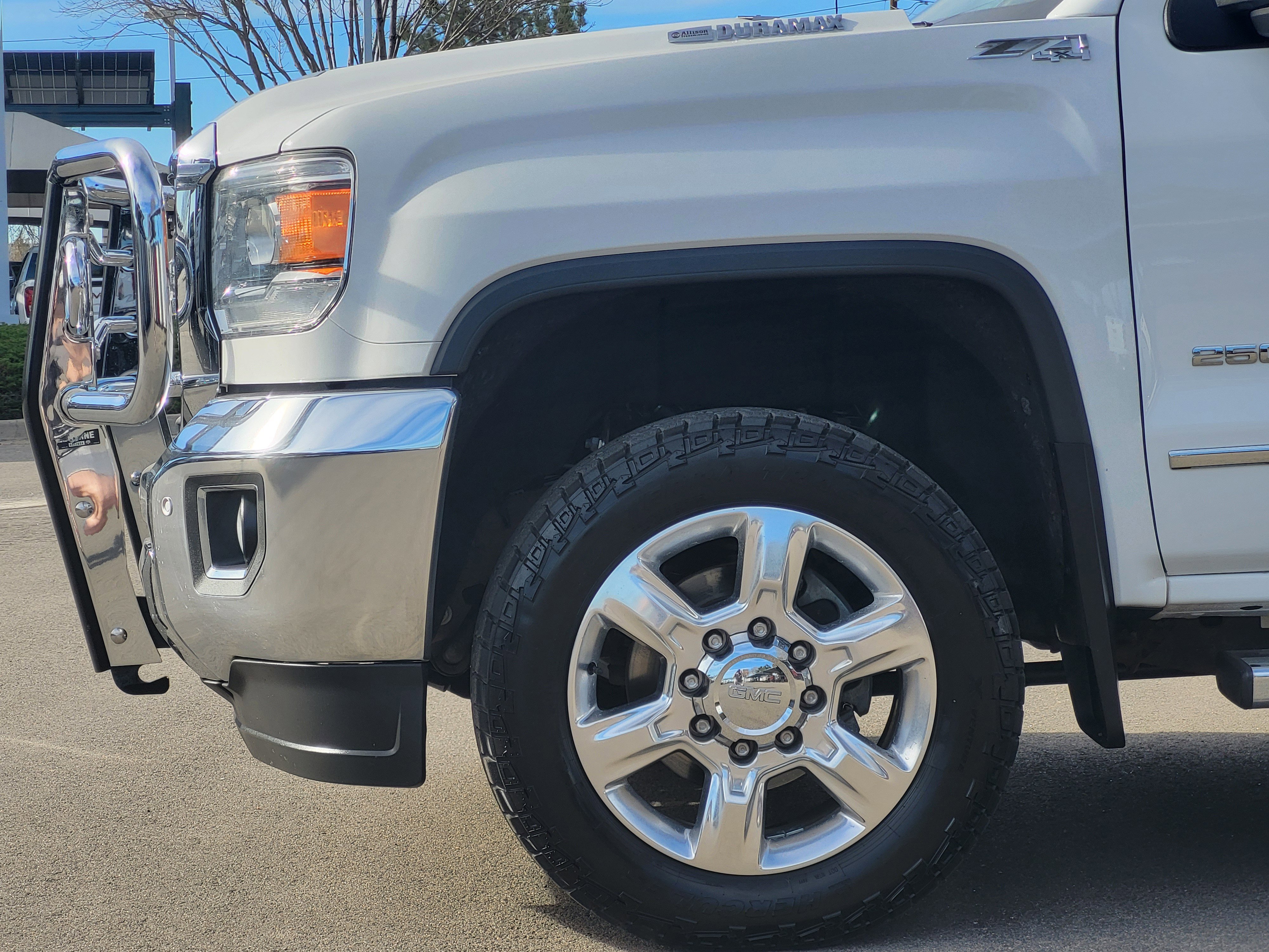 2019 GMC Sierra 2500HD SLT - Photo 9