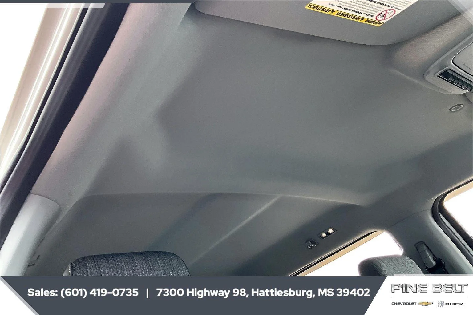 Used 2023 White Ford XL image 17