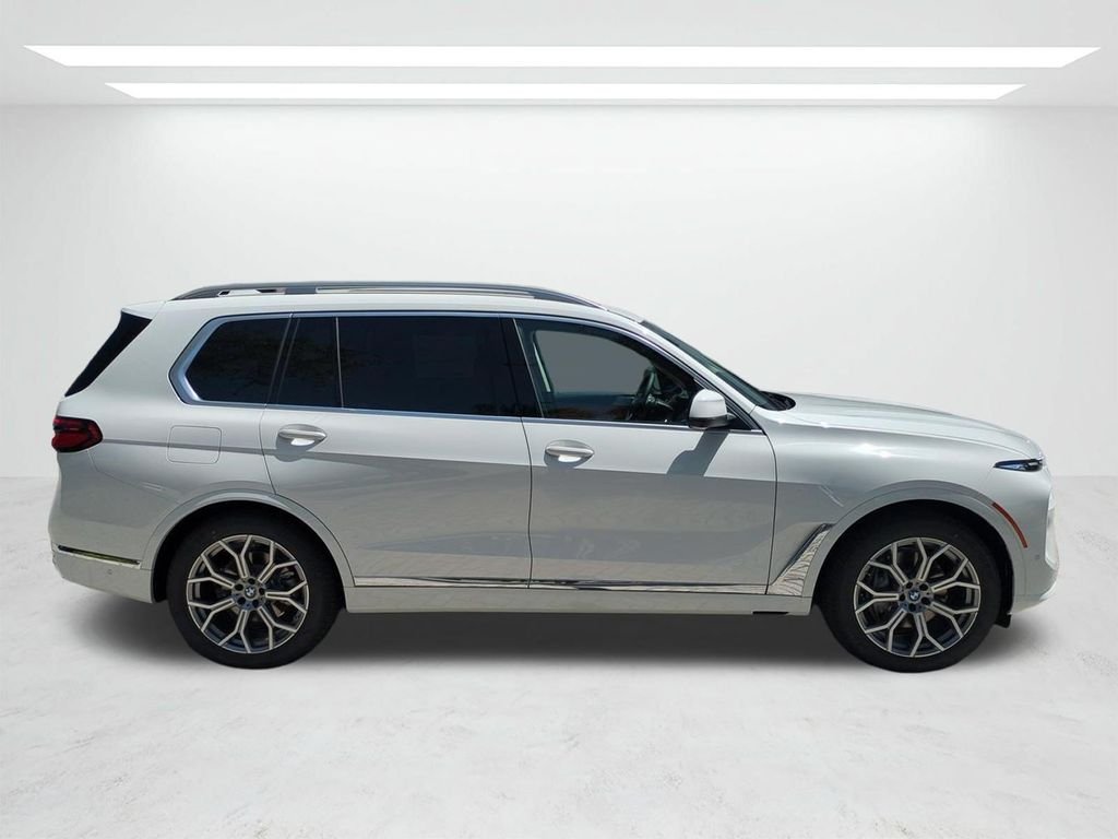 New 2027 Alpine White BMW xDrive40i image 3