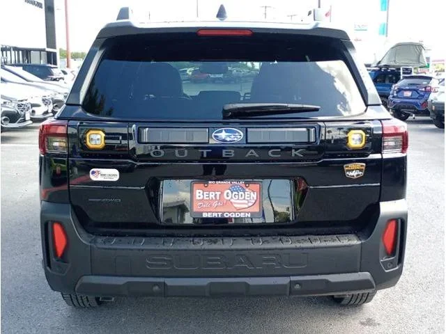 New 2026 CRYSTAL BLACK SILICA Subaru Wilderness image 5