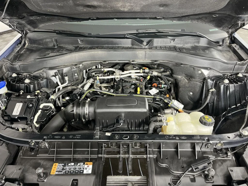 Used 2021 Blue Ford XLT image 25