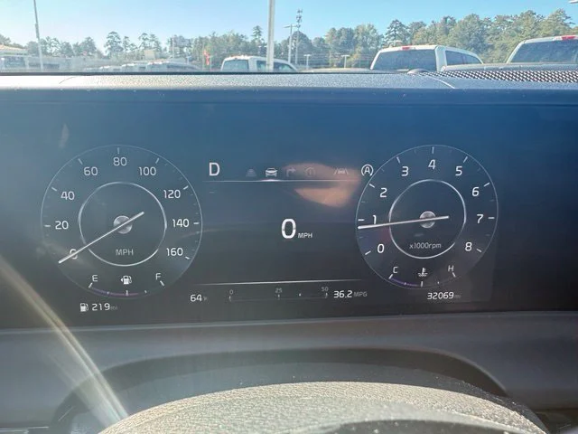 Certified Used 2024 Snow White Pearl Kia S image 13