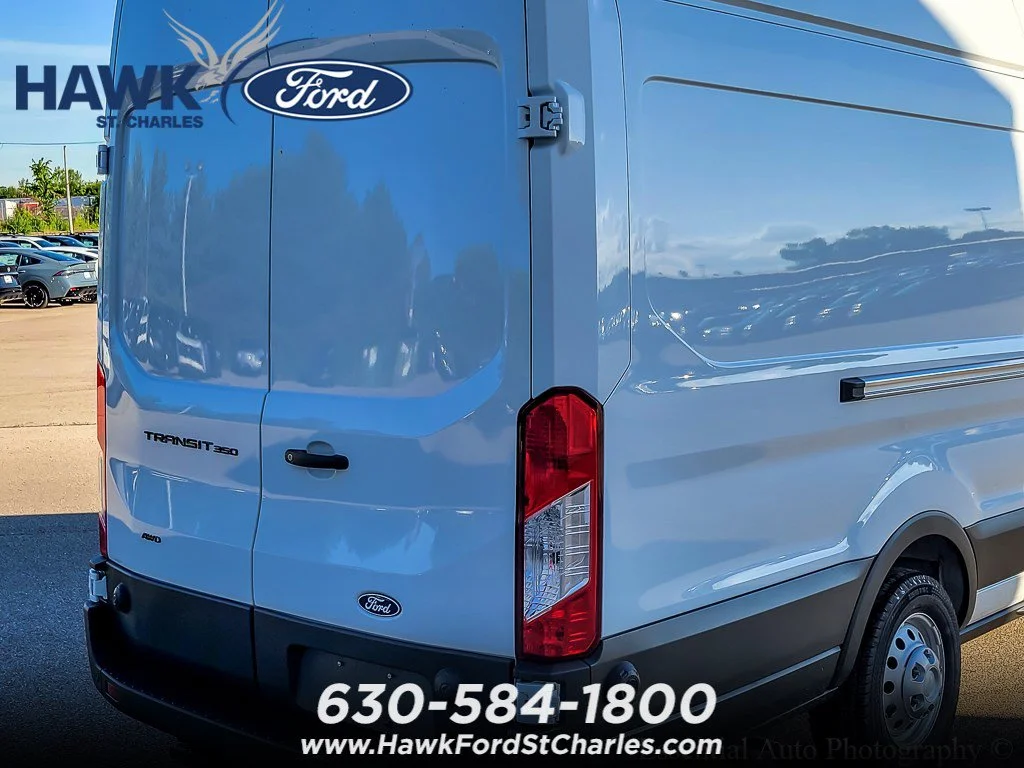 New 2026 Oxford White Ford Cargo Van image 5