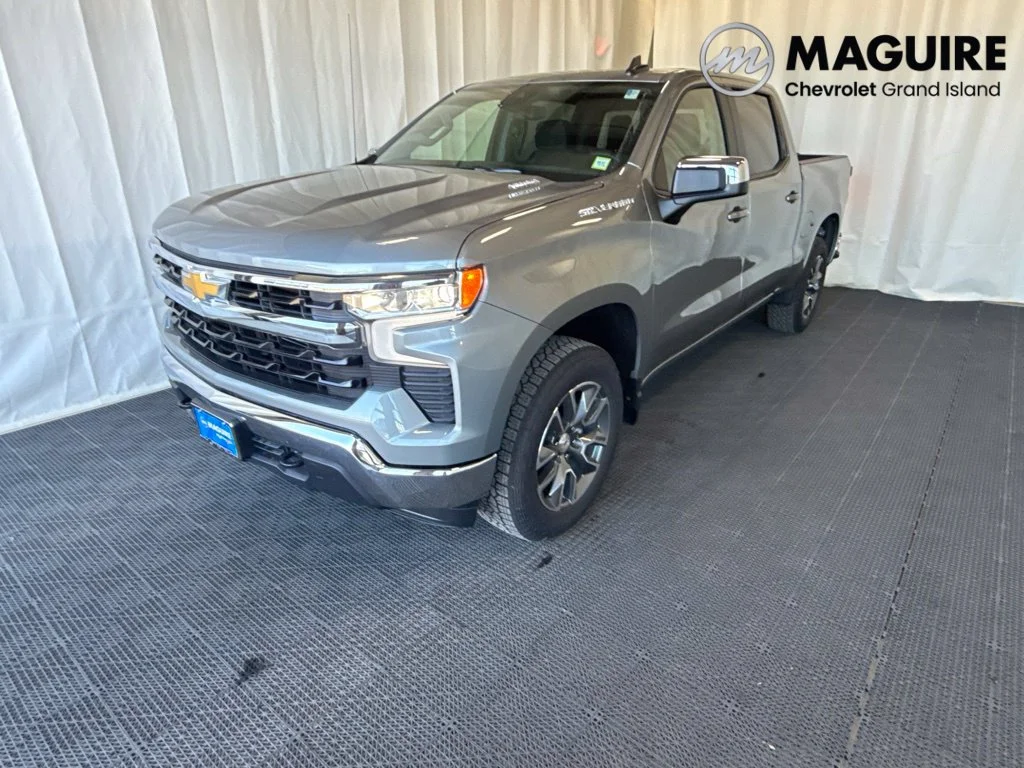 New 2026 Gray Chevrolet LT image 30