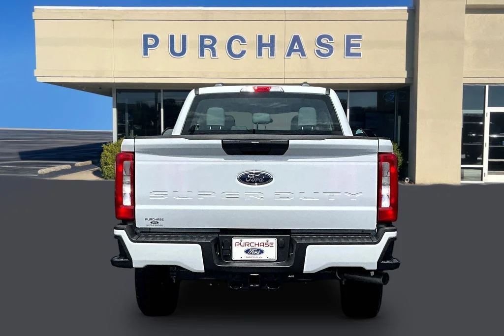 New 2026 Oxford White Ford F-250® XL image 4