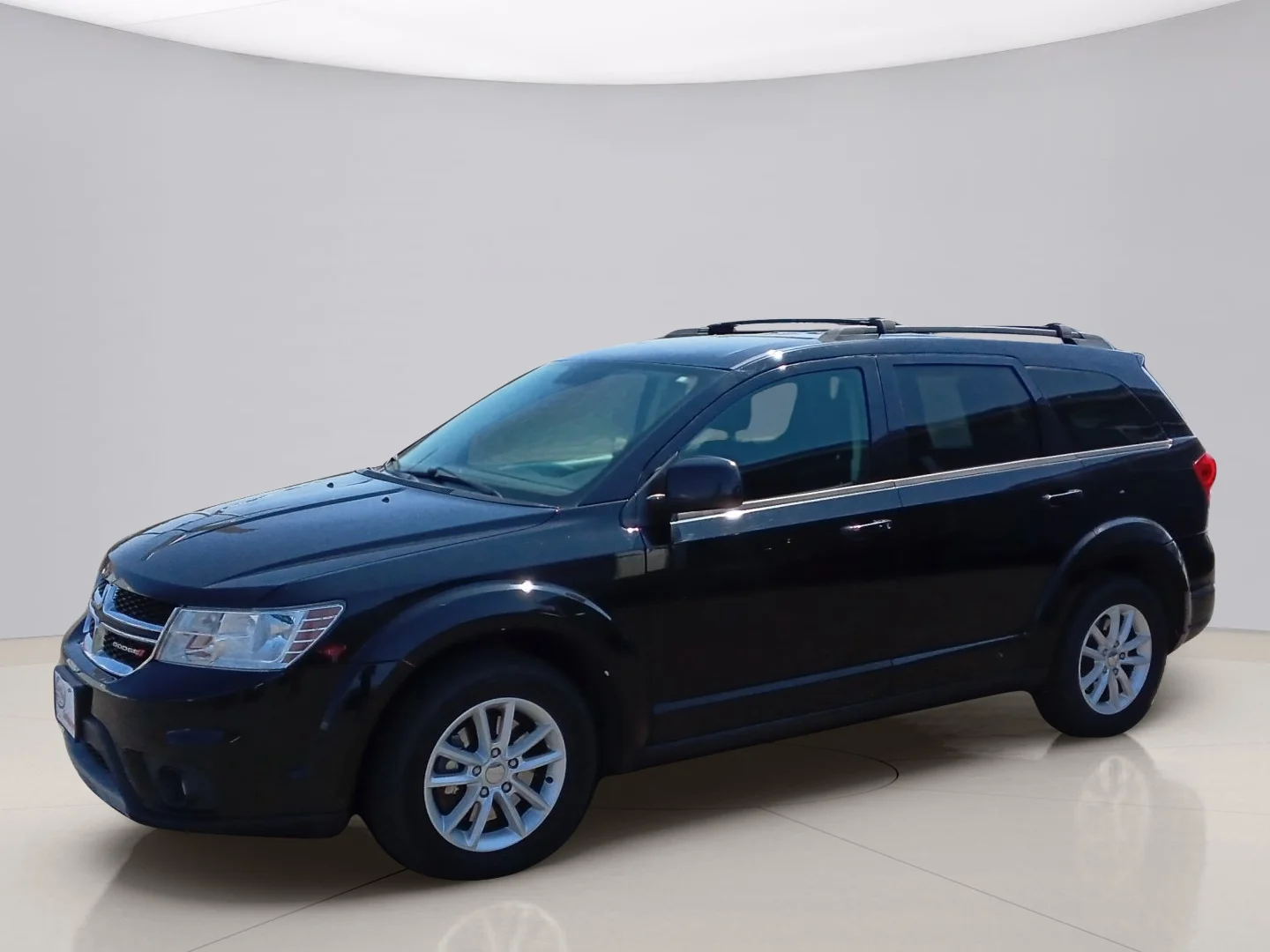 Used 2014 Black Dodge SXT image 3