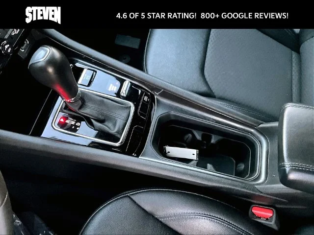 Used 2024 Silver Jeep Latitude image 22