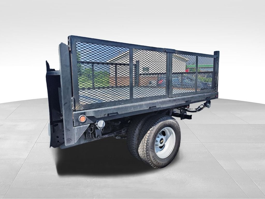 Used 2021 White Chevrolet Work Truck image 25