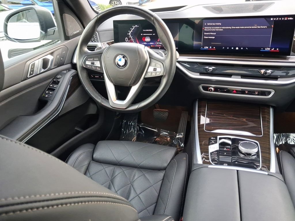 Used 2024 White BMW sDrive40i image 13