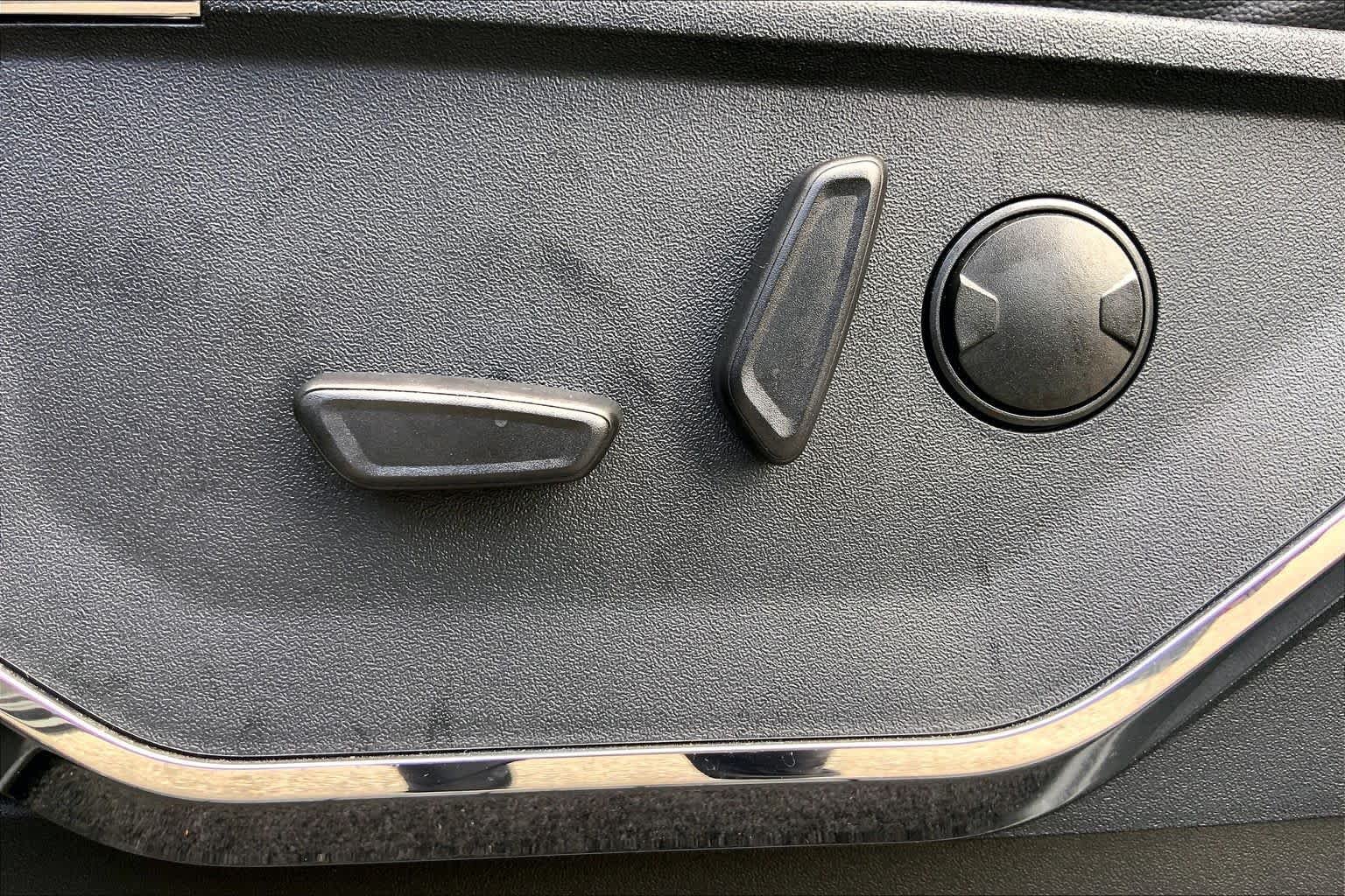 Used 2022 Carbonized Gray Ford LARIAT image 34