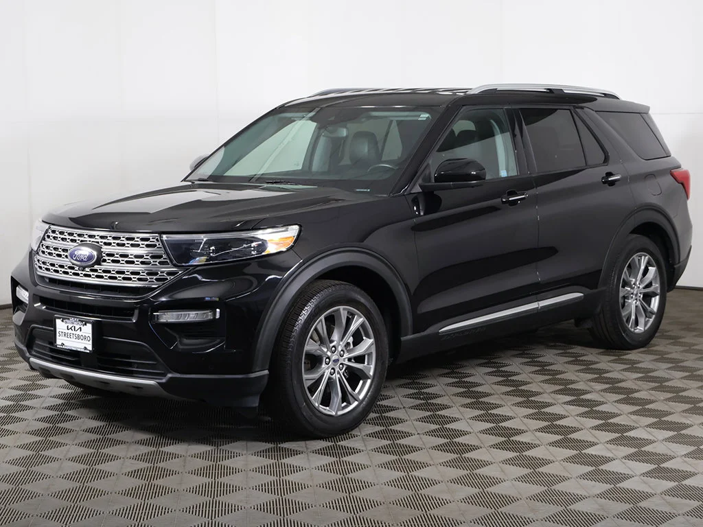 Used 2022 Black Ford Limited image 12