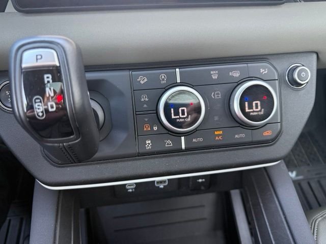 Used 2023 Blue Land Rover SE image 23