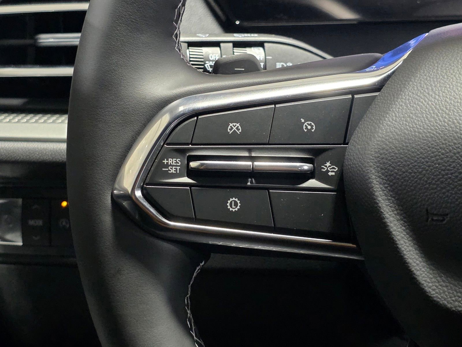 2026 Chevrolet Traverse LT - Photo 32