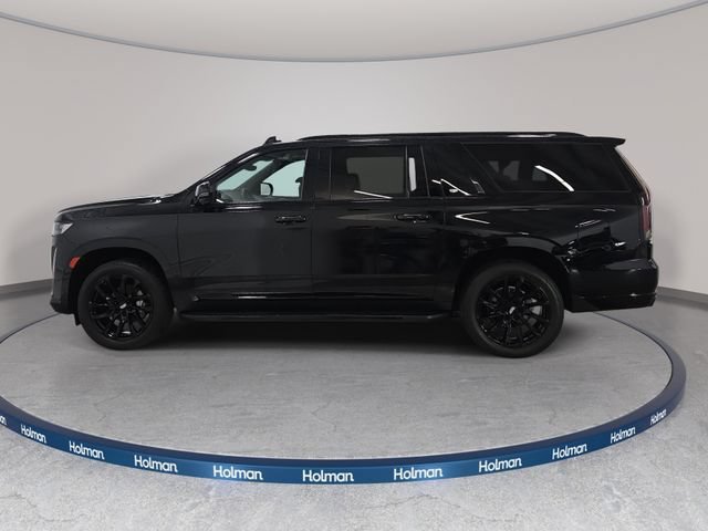Certified Used 2022 Black Raven Cadillac Sport image 8