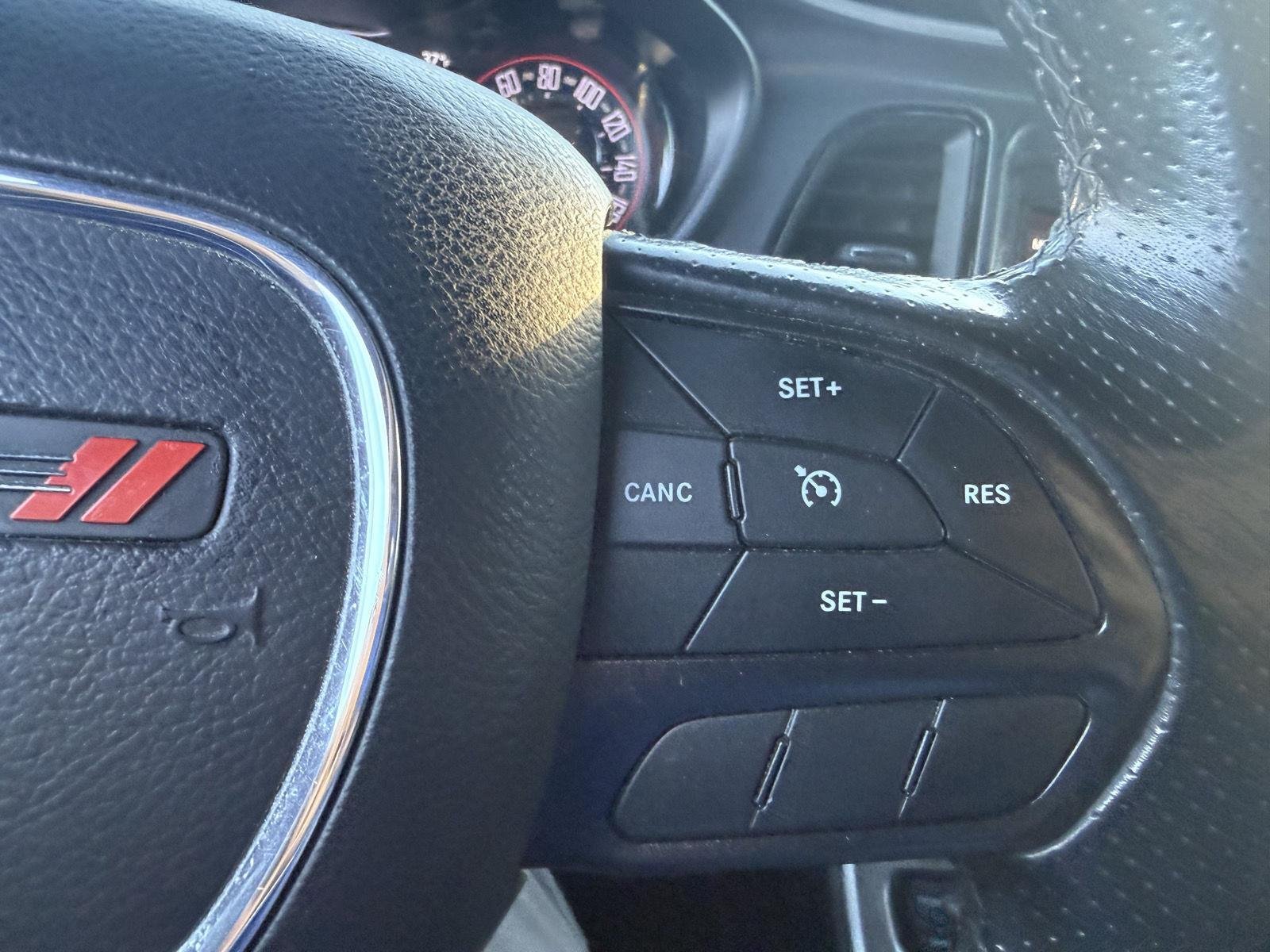 Used 2020 Rd Dodge SXT image 8