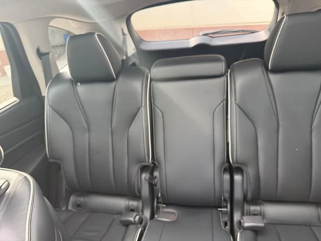 Used 2023 Liquid Carbon Metallic Acura Advance image 22