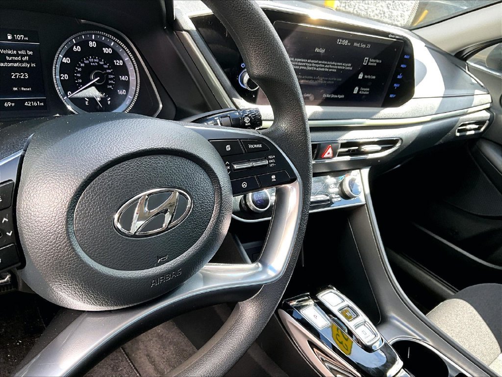 Used 2023 Gray Hyundai SEL image 19