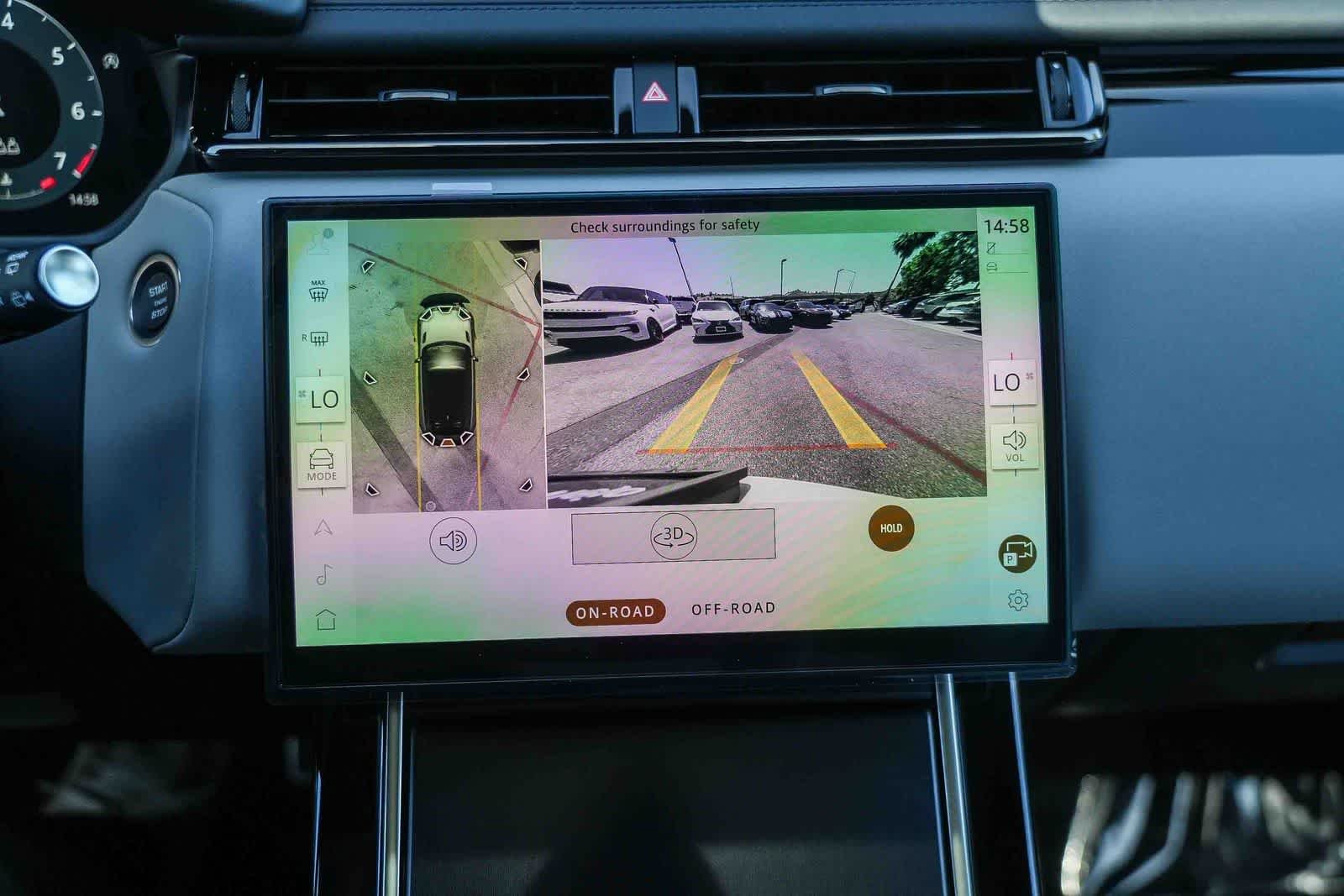New 2026 Ostuni Pearl White Land Rover Dynamic SE image 24