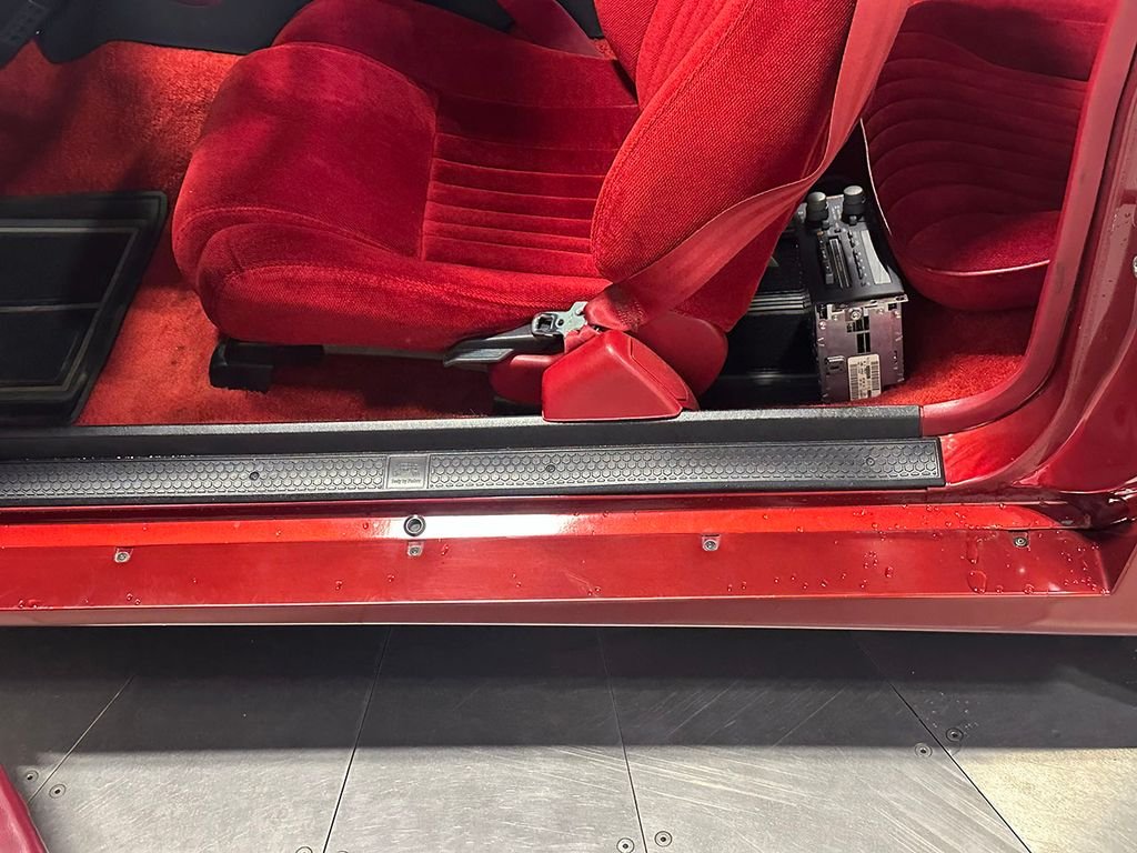 Used 1987 Red Pontiac  image 64
