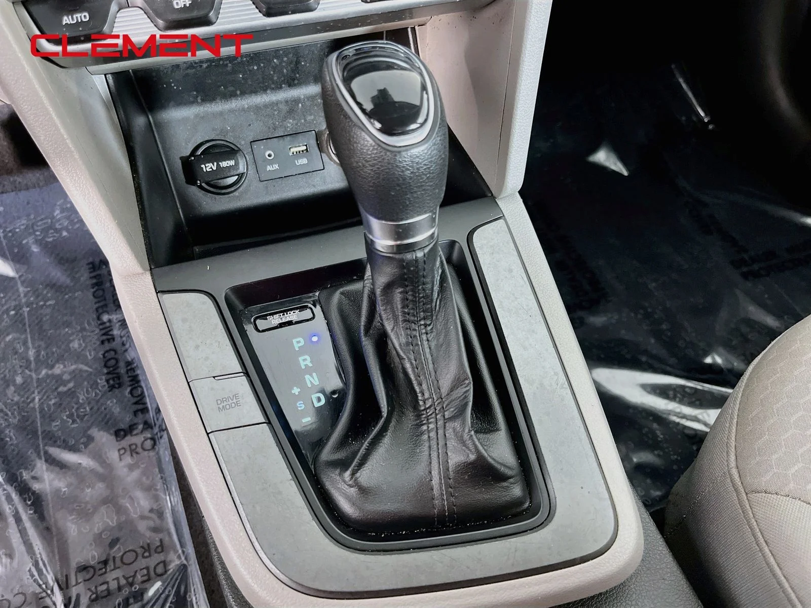Used 2020 Black Hyundai SEL image 22