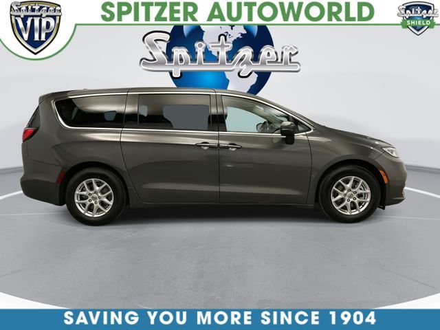 Used 2023 Gray Chrysler Touring L image 12