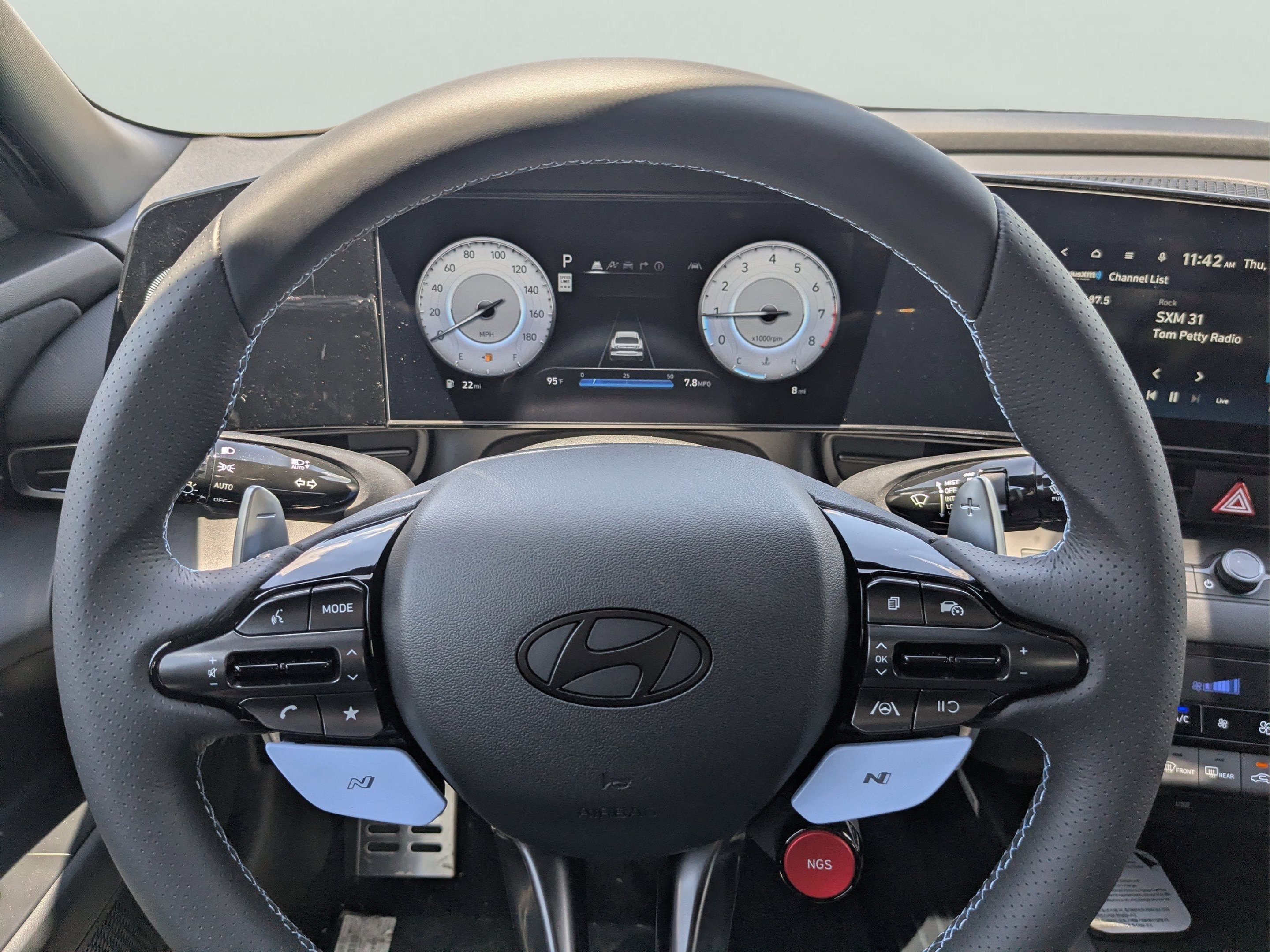 New 2026 Atlas White Hyundai Sedan image 30