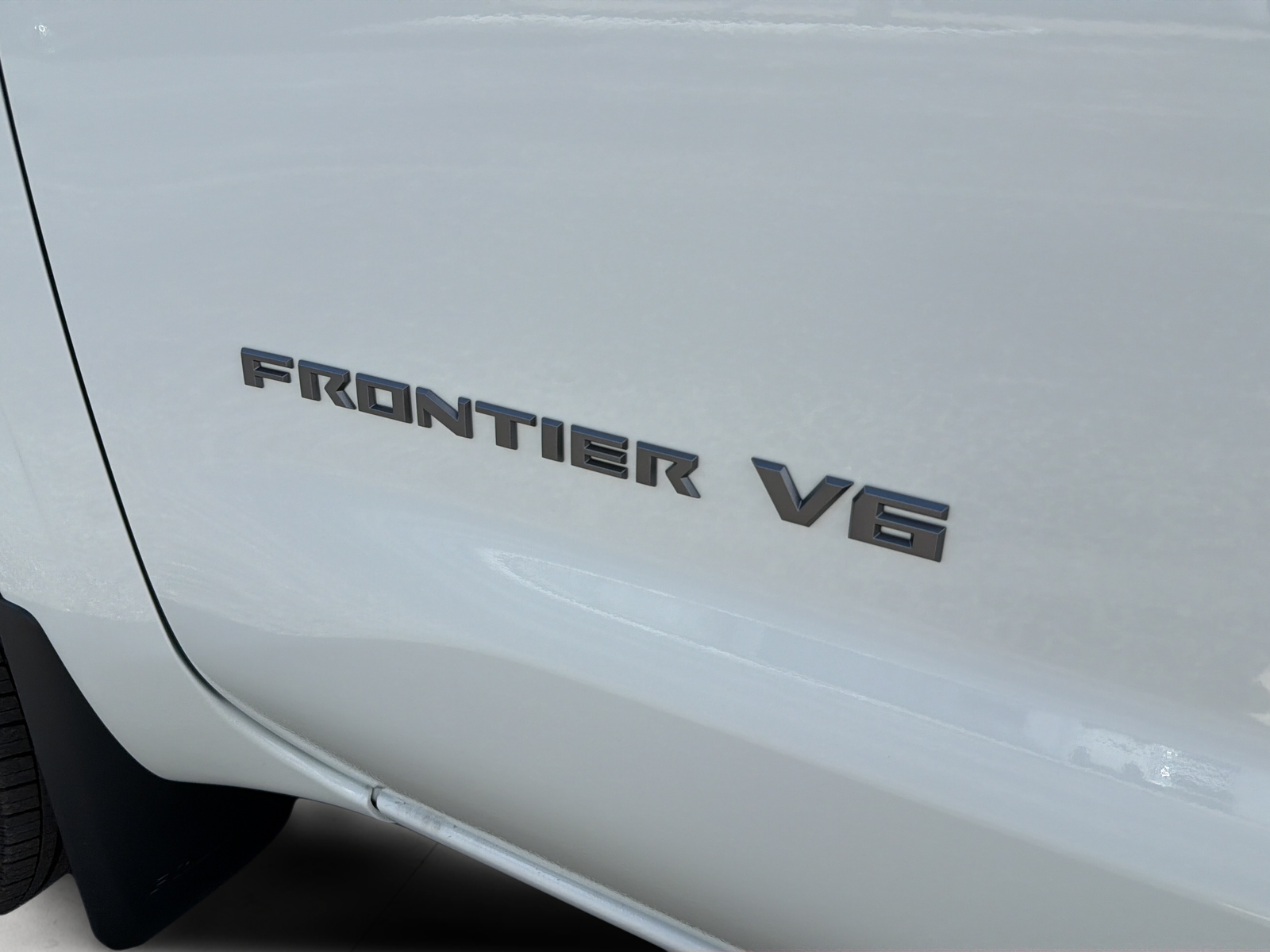 New 2027 White Nissan SV image 33