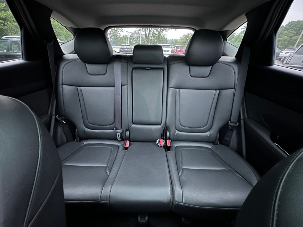 2025 Hyundai Tucson Limited - Photo 14