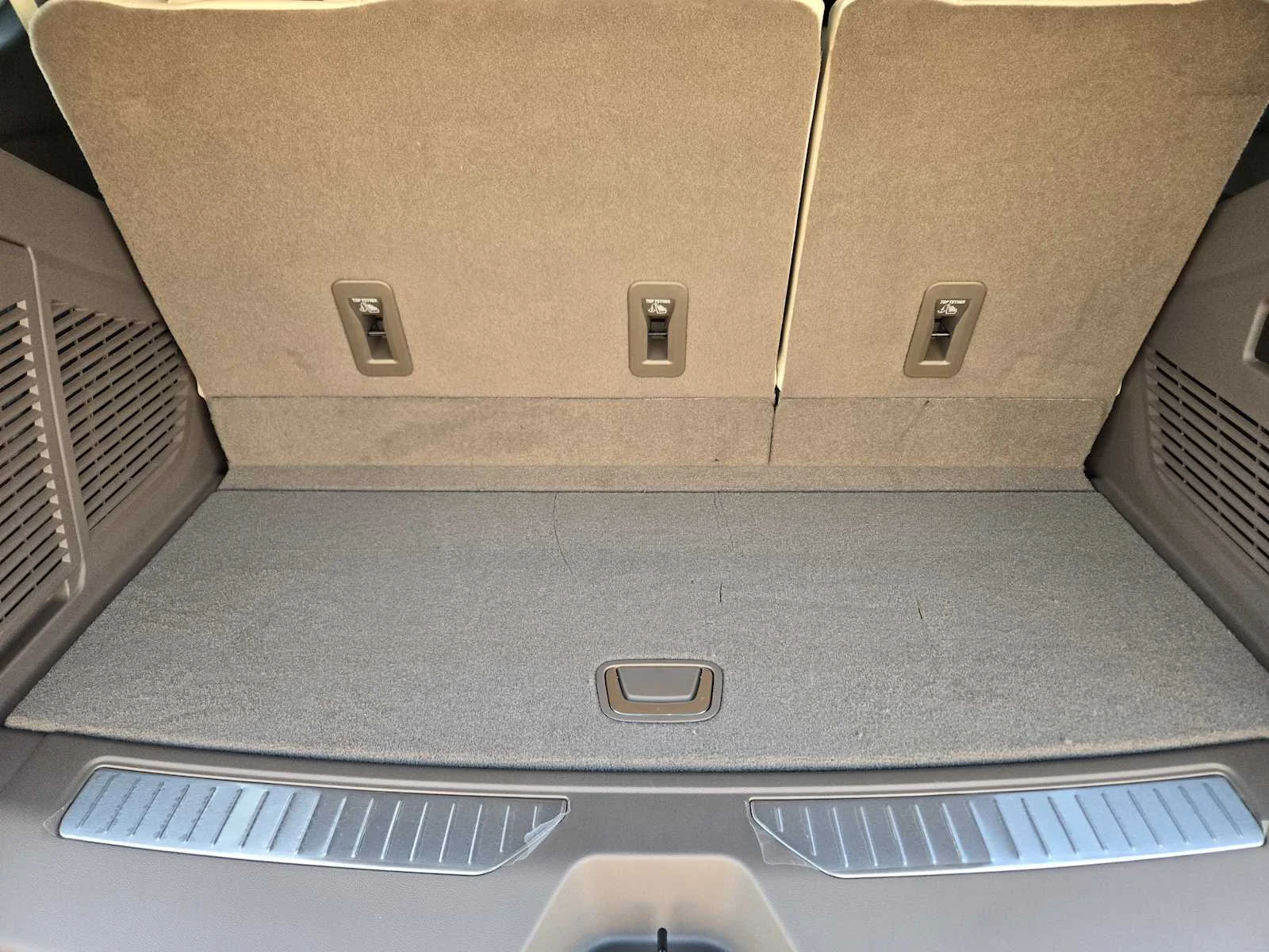 New 2027 Glacier White Tricoat GMC Denali image 21
