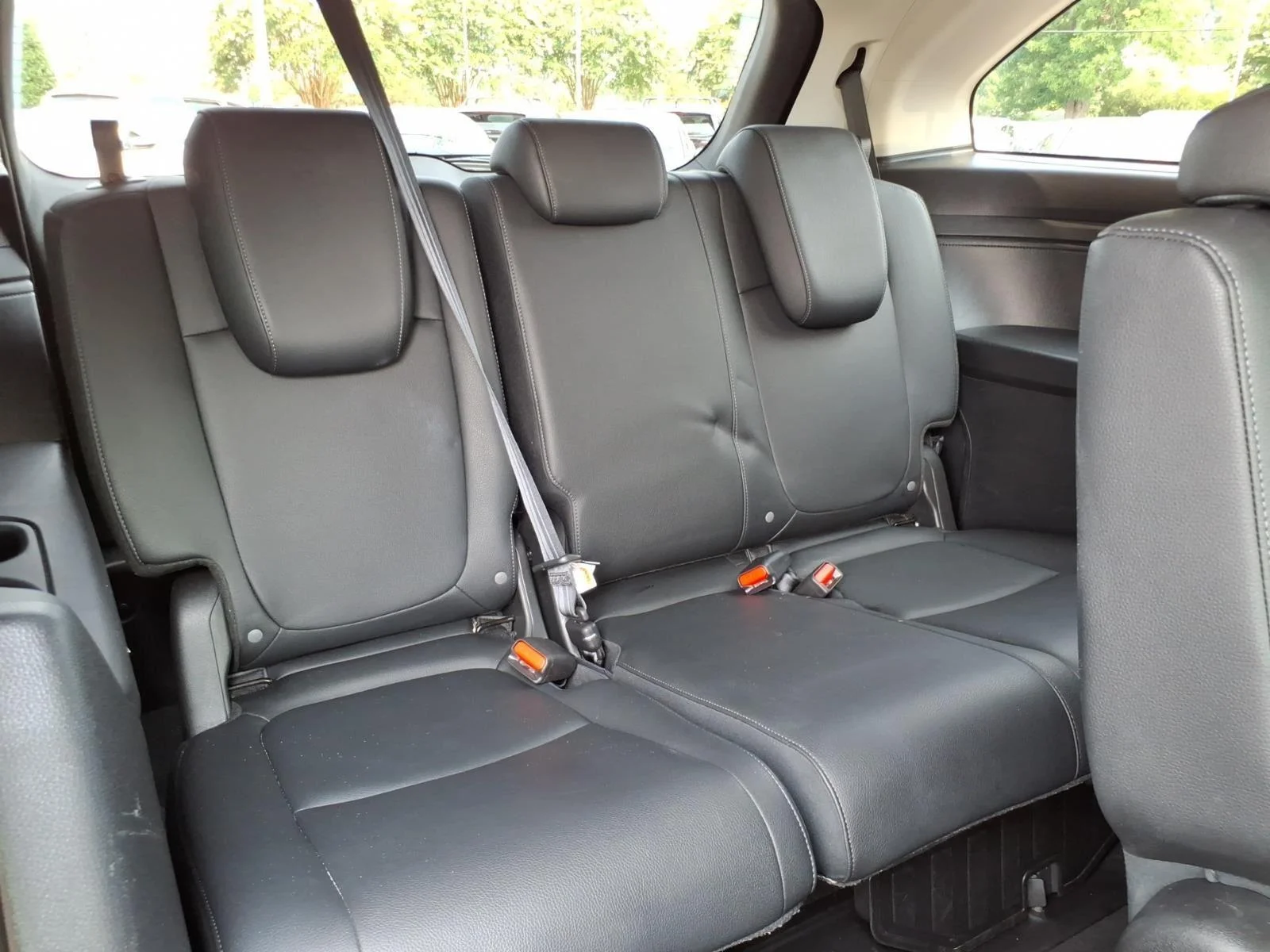 Used 2025 Crystal Black Pearl Honda EX-L image 23