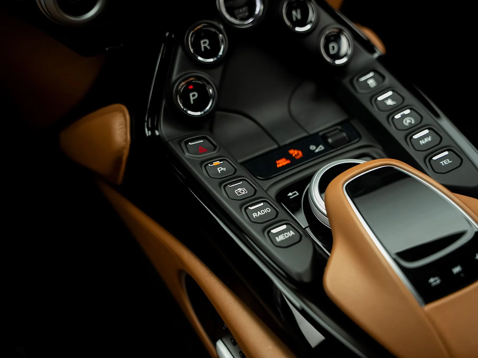 Used 2020 Red Aston Martin Base image 47