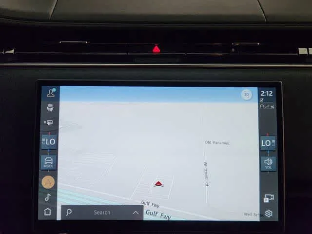 Used 2025 Santorini Black Metallic Land Rover Autobiography image 29