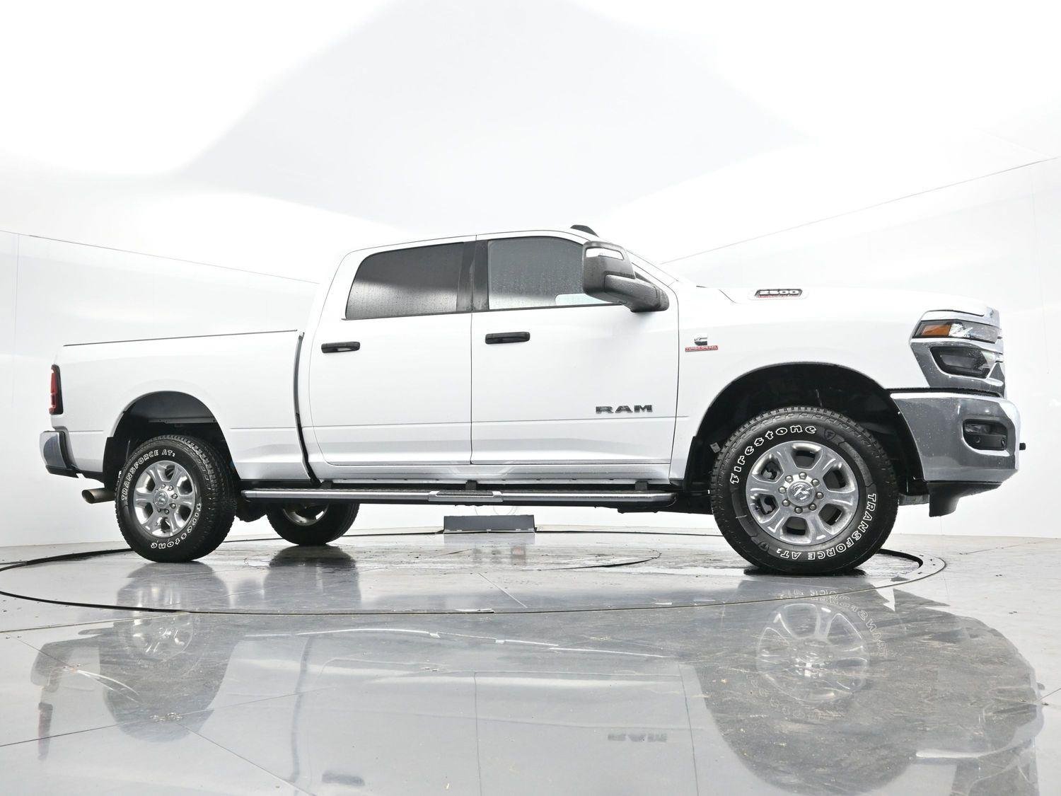 Used 2025 White Ram Big Horn image 44