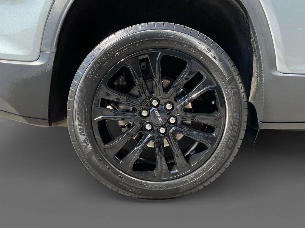 Used 2023 Silver GMC SLE image 10