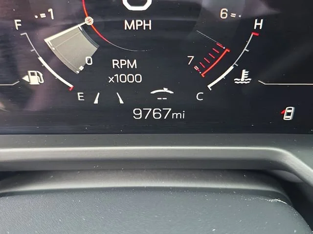 Certified Used 2025 Summit White GMC Elevation image 30