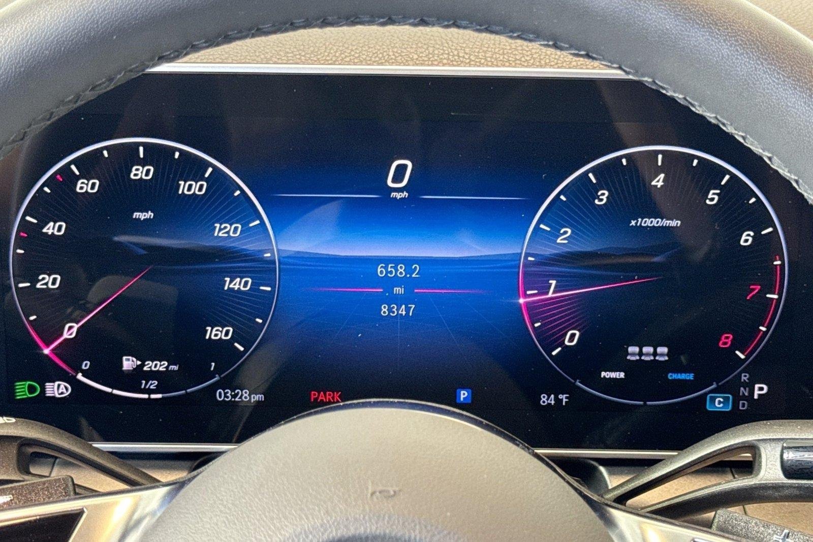 Used 2026 Polar White Mercedes-Benz GLC 300 image 12