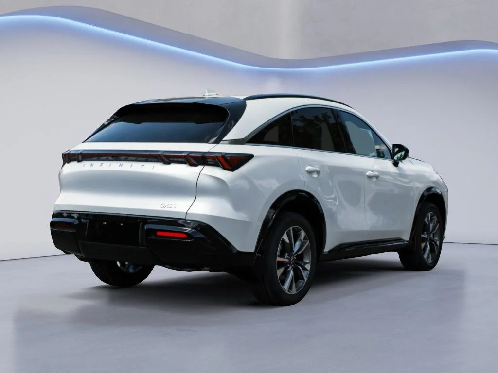 Certified Used 2027 Radiant White INFINITI LUXE image 5