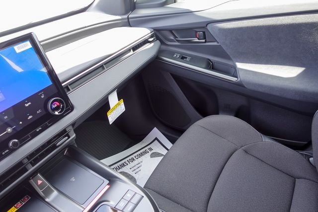 New 2026 Wind Chill Pearl <sup>1</sup> Toyota  SE image 23
