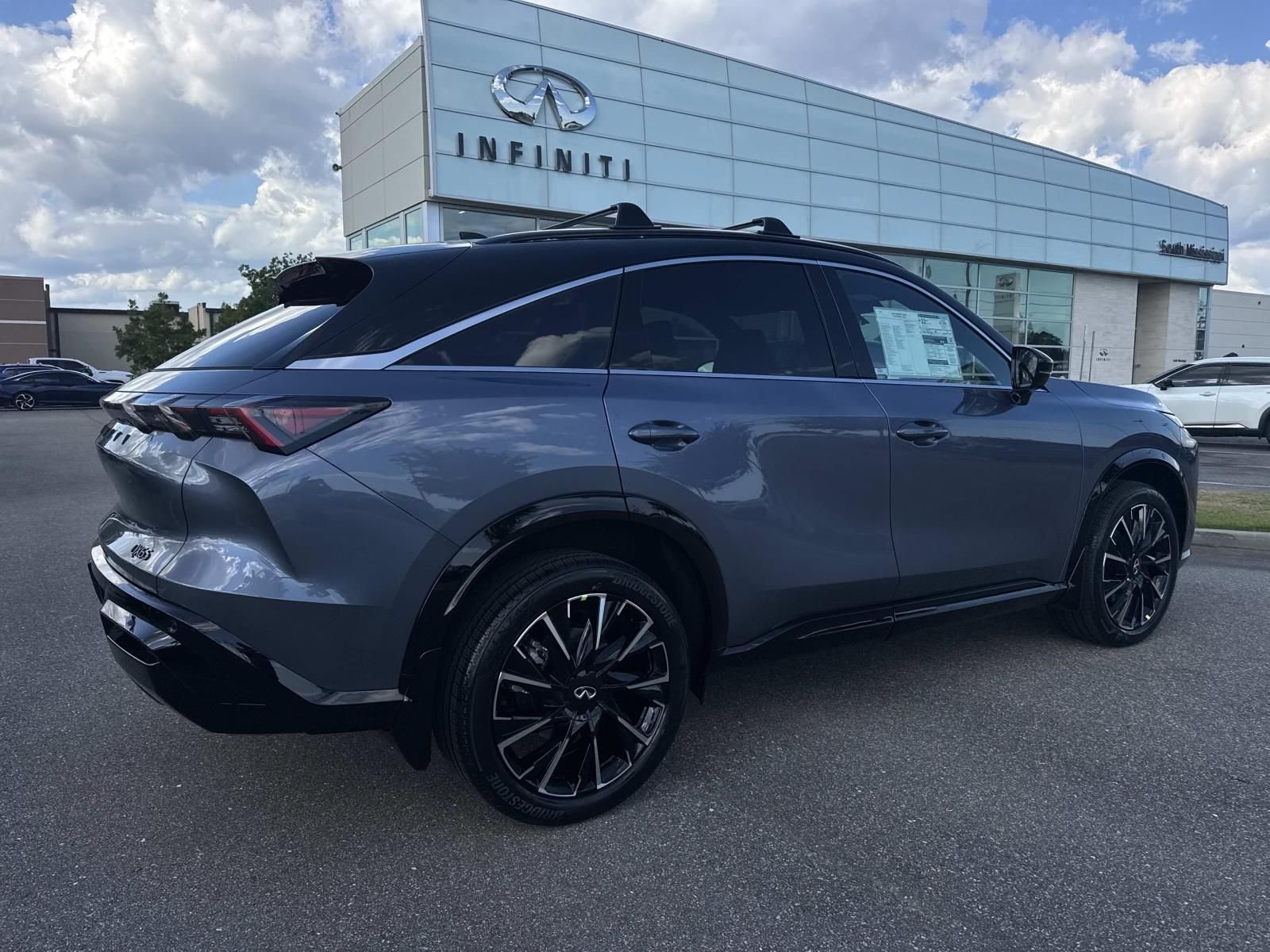 New 2027 2T MNBW BLUE INFINITI Autograph AWD image 4